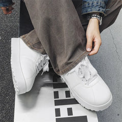 2025 New High Quality Shoes  Autumn and Winter New Breathable Versatile Trendy Fashion Thick Soled Thickened Niche Bread Shoes