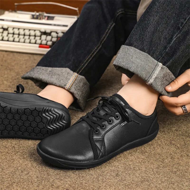 Hot Sale Men Womens Shoes Leather Wide Barefoot Shoes Soft Sole Male Casual Shoes Fashion Wear Wear Resistant Women Men Sneakers