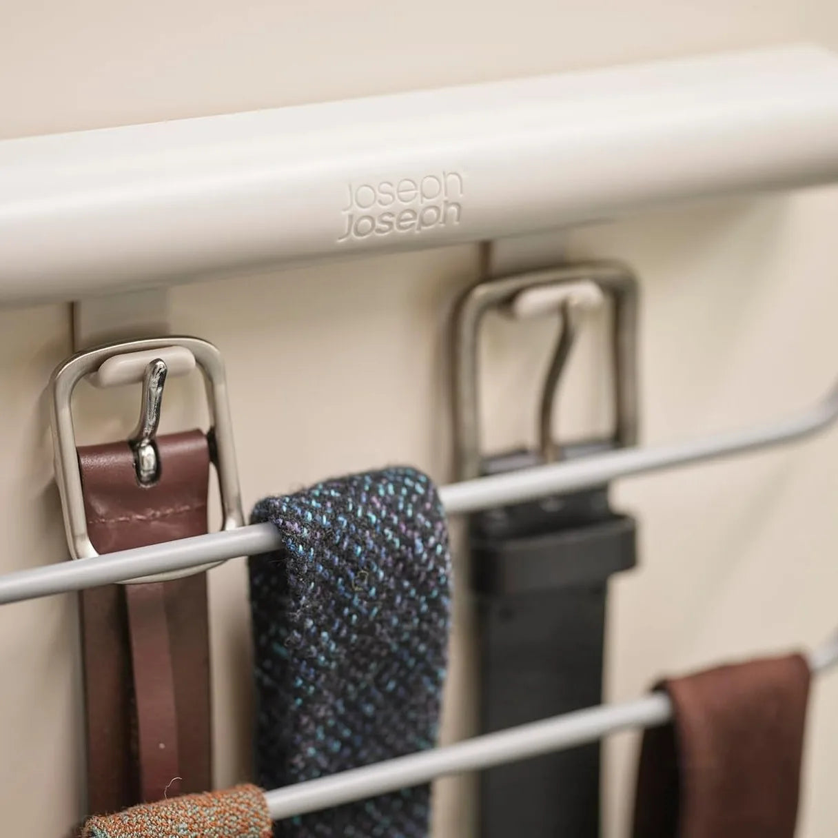Home non perforated wall mounted belt, tie, scarf, hanging rail, storage rack, small accessory hook, umbrella hanging rack