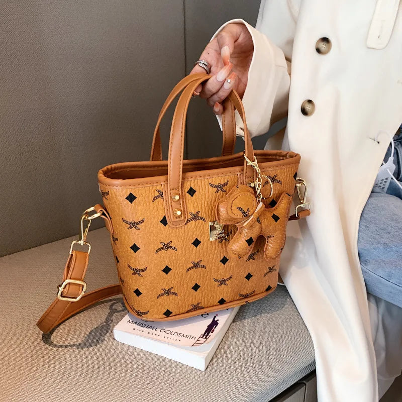 Vintage New Bag Women's High-end Vegetable Basket Portable Oblique Straddle Female Student Versatile Bucket Bag Shoulder Bag